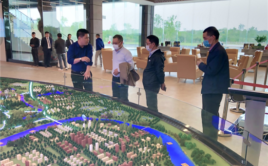 UG环球官网集团党委委员、董事郑贵林一行赴天府橄榄公司进行安全环保专项检查